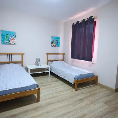 Nilsen Daily Weekly Villa *